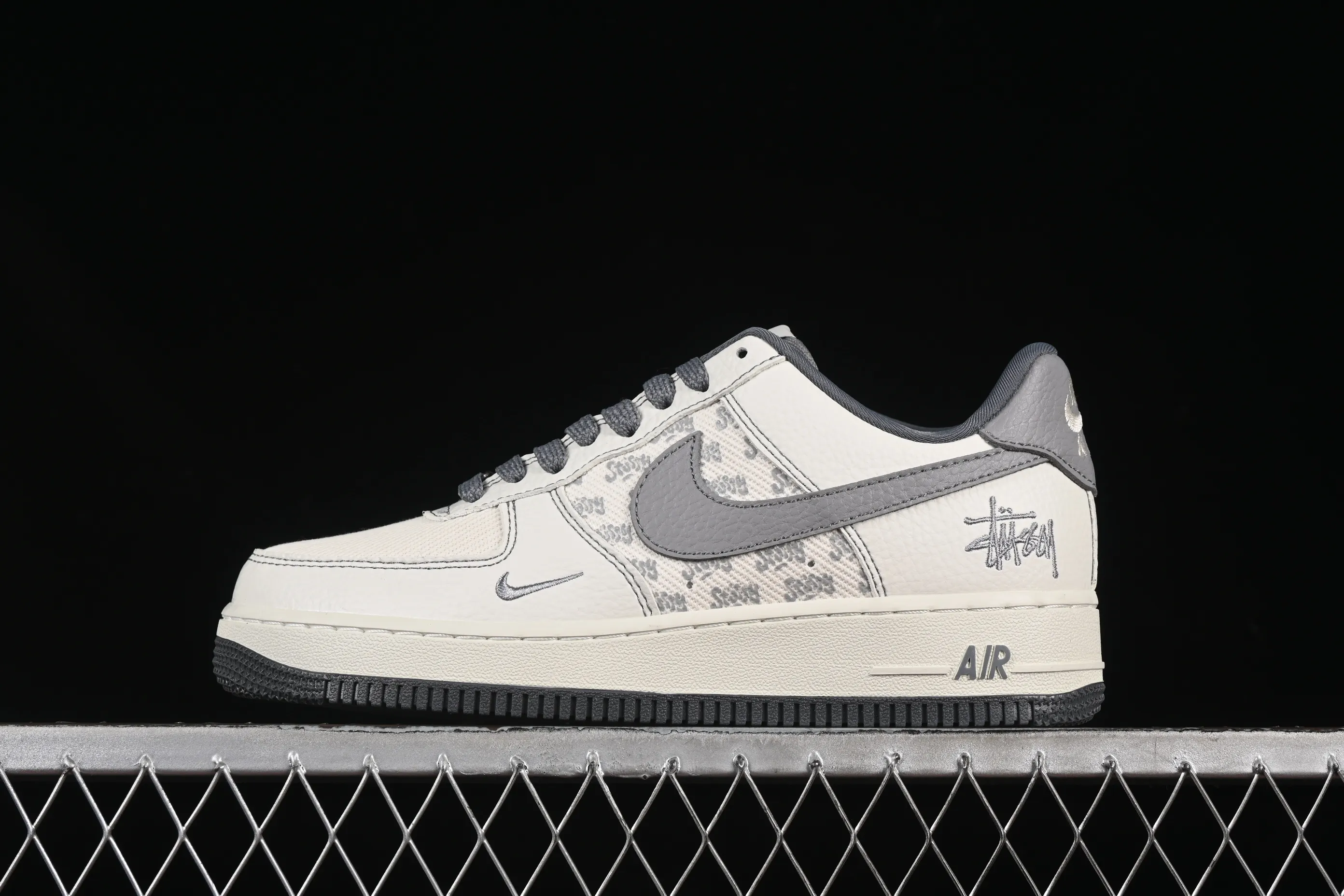 All categories Nk Air Force 1 Air Force series Nk Air Force 1 Low Air Force low-top Nike Air Force 1'07 Low Stussy co-branded fabric Air Force 1 low-top casual sneakers BZ6808-101